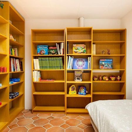 Appartement Laegenhet I Ett Hus Egen Ingang à Sundbyberg Extérieur photo