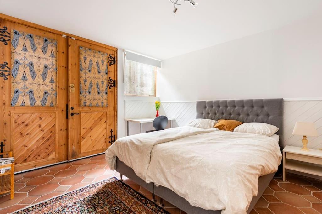 Appartement Laegenhet I Ett Hus Egen Ingang à Sundbyberg Extérieur photo